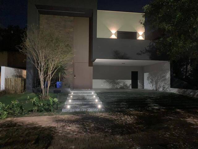 Casa para Venda em Santana de Parnaíba - 4