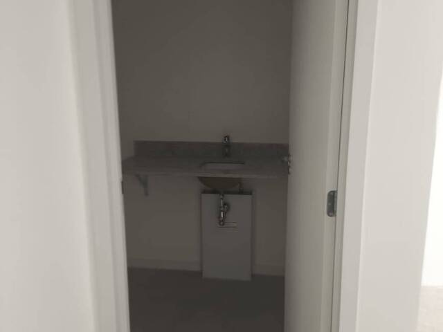 #33 - Apartamento para Venda em Barueri - SP