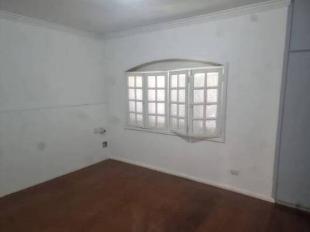 Casa para Venda em Santana de Parnaíba - 5