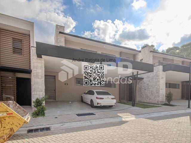 #103 - Casa para Venda em Santana de Parnaíba - SP