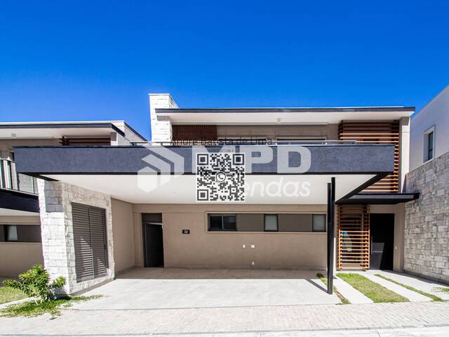 #104 - Casa para Venda em Santana de Parnaíba - SP