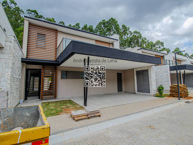 #106 - Casa para Venda em Santana de Parnaíba - SP