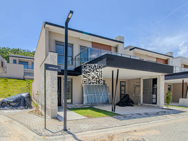 #107 - Casa para Venda em Santana de Parnaíba - SP